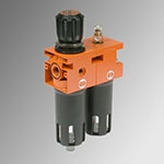 Wartungseinheit WE 2-fach 1/2" W 2-fache Wartungseinheit WE 1/2" W zur Filterung, Regulierung und Schmierung von Druckluftsystemen für optimale Leistung und Langlebigkeit.