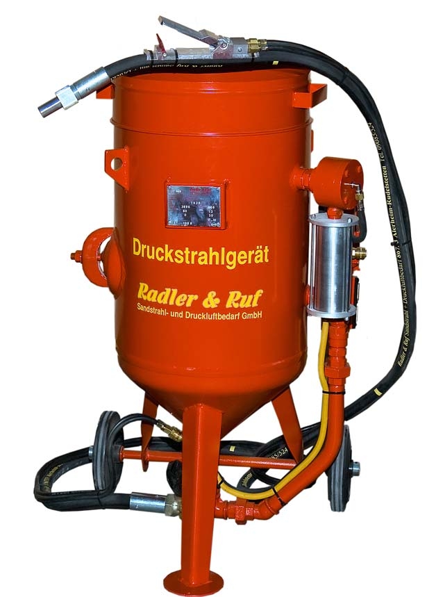 Sandstrahlgerät mit 60 Liter Tank – Für effektive Reinigungs- und Entrostungsarbeiten Mobiles Sandstrahlgerät mit einem 60-Liter-Tank, ausgestattet mit Druckregler, Manometer und robusten Rädern für den flexiblen Einsatz auf Baustellen oder in der Werkstatt.